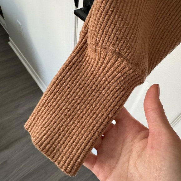 Zara Ribbed Mock Turtleneck Sweater in Size S - Picture 5 of 5